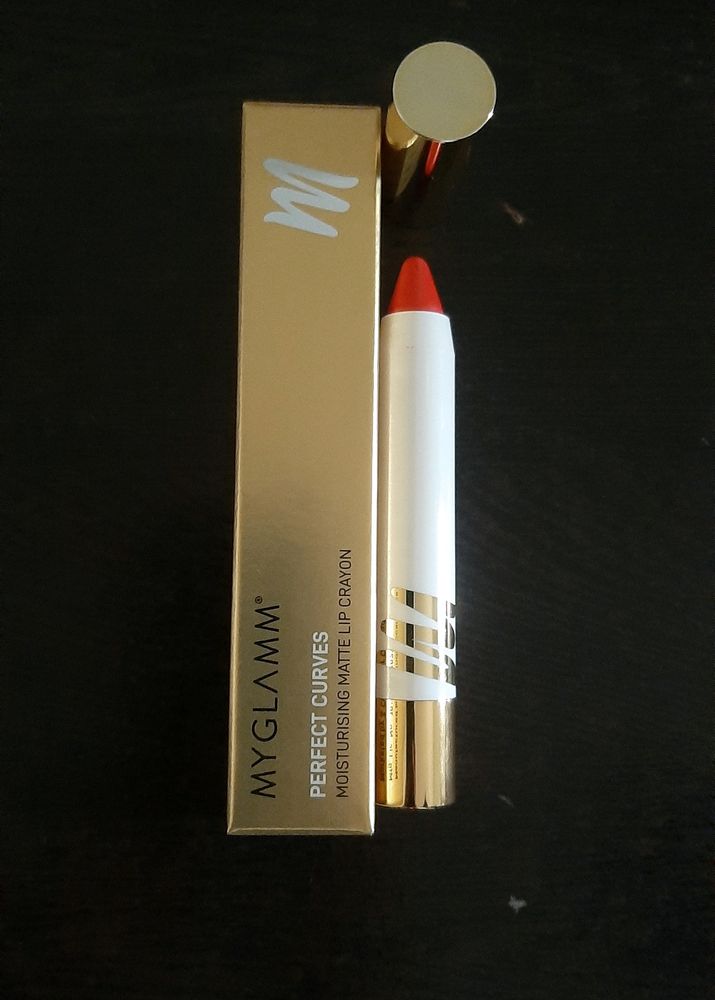 Moisturising Matte Lip Crayon Shade:- Soleil