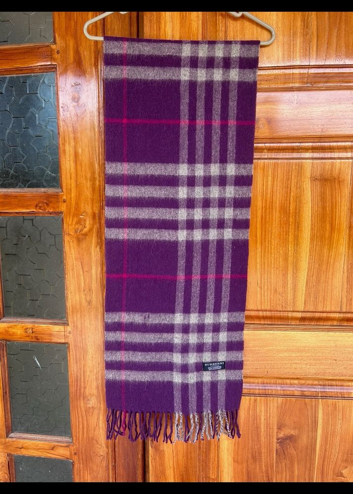 Burberry Authentic Cashmere Scarf