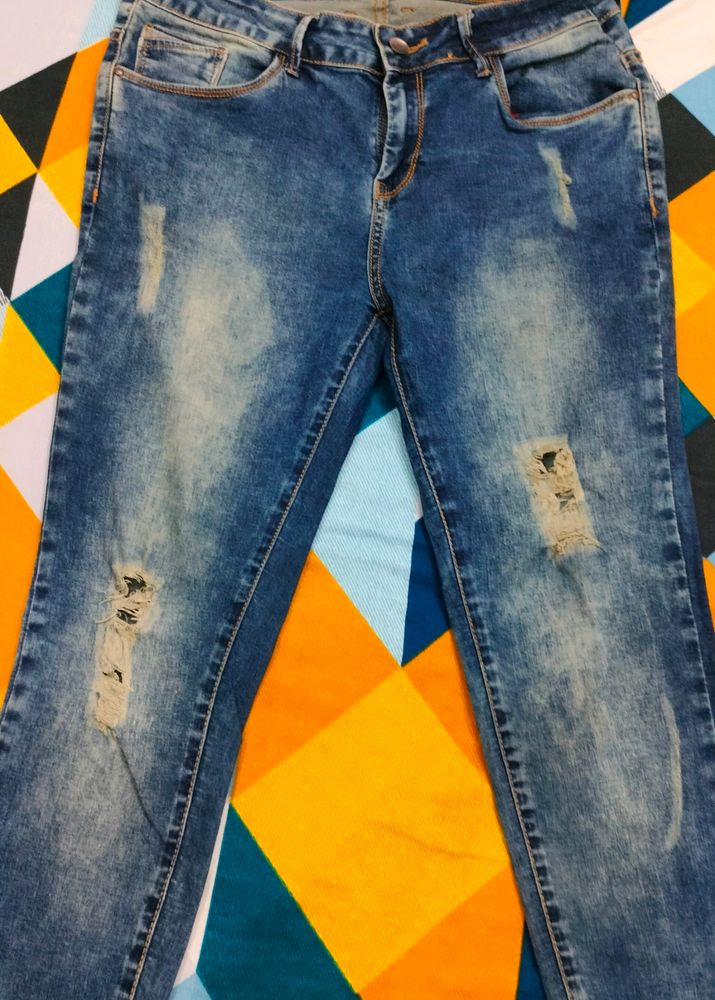 Women Rugged Jeans