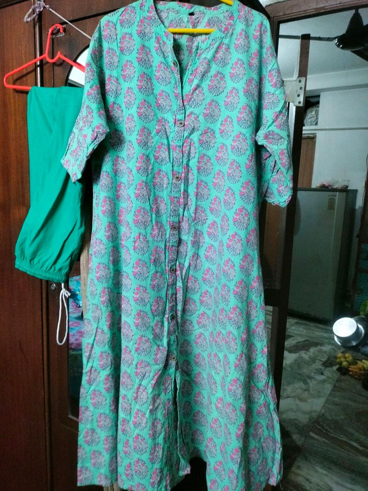 Cotton Kurti And Leggins.