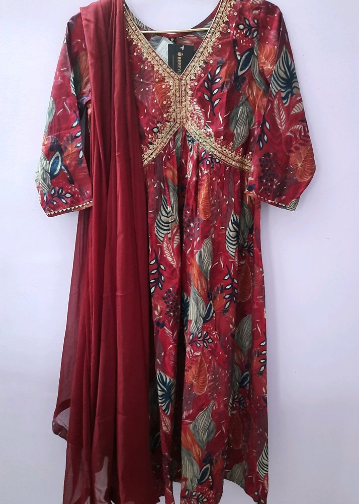 Alia Cut Embroidered & Floral Printed Kurta with p