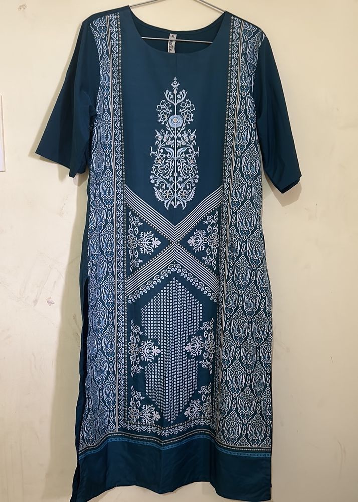 Brand:navlik, Size:XL, Sleeves:Elbow Length, Colour:peacock Blue, Used:0 Zero, Cloth Type:polyester, Pattern:Printed, Colour Guarantee