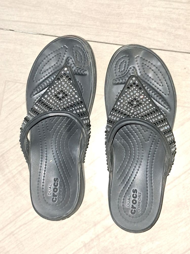 Used CROCS flip-flops With Embellishments