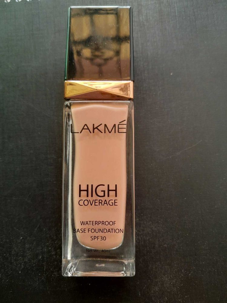 Lakme High Coverage Waterproof Base Foundation