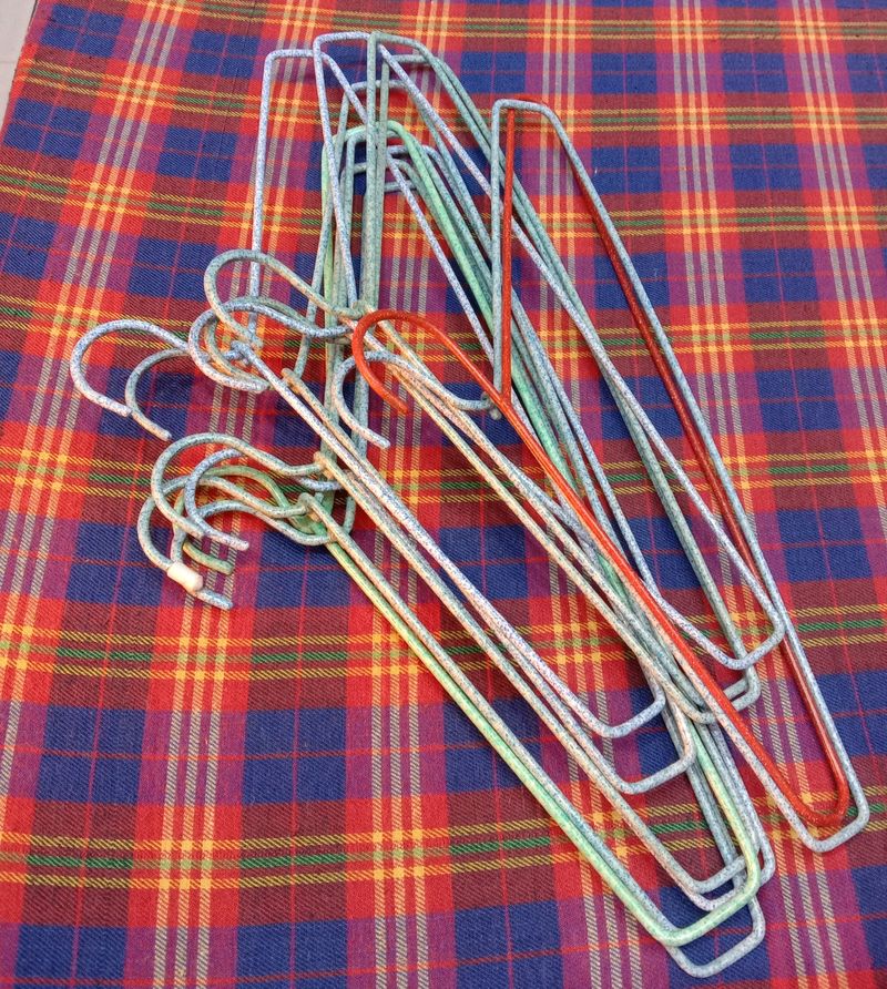12 Metal Hangers
