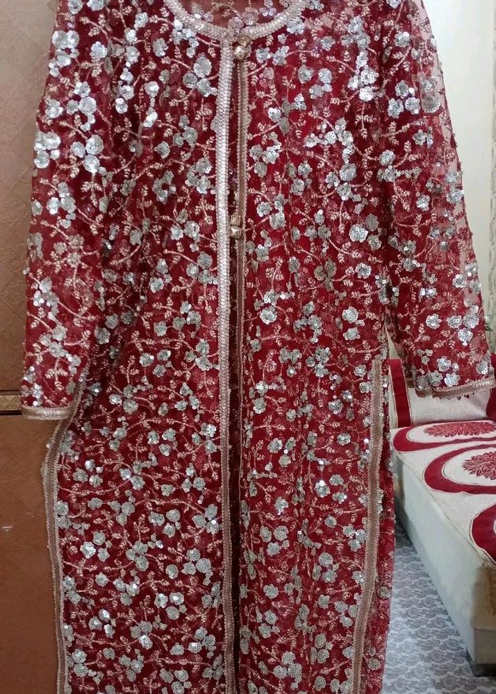 Red Upper With Dupatta