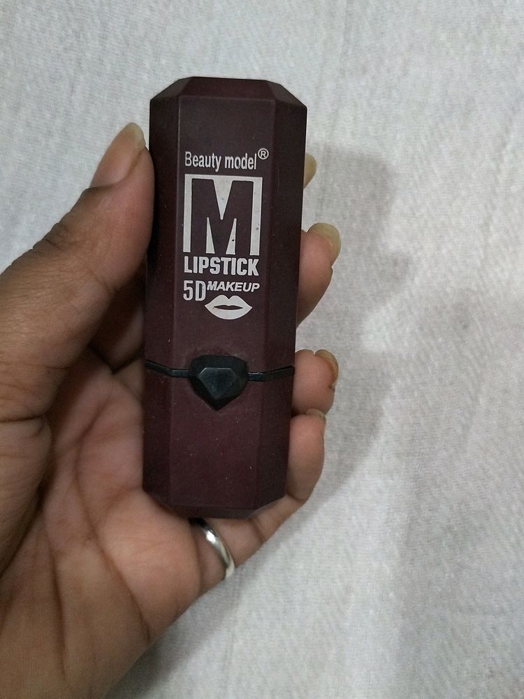 Matte Lipstick (Maroon)