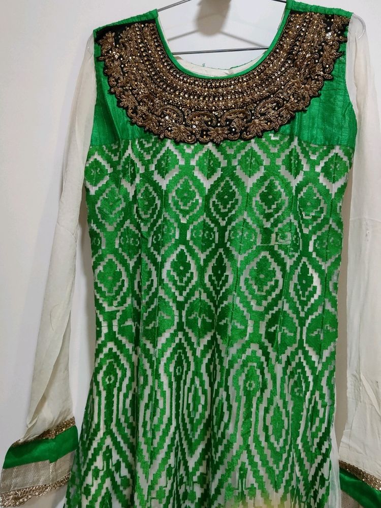 Like New Kurti Set With Nice Dupatta