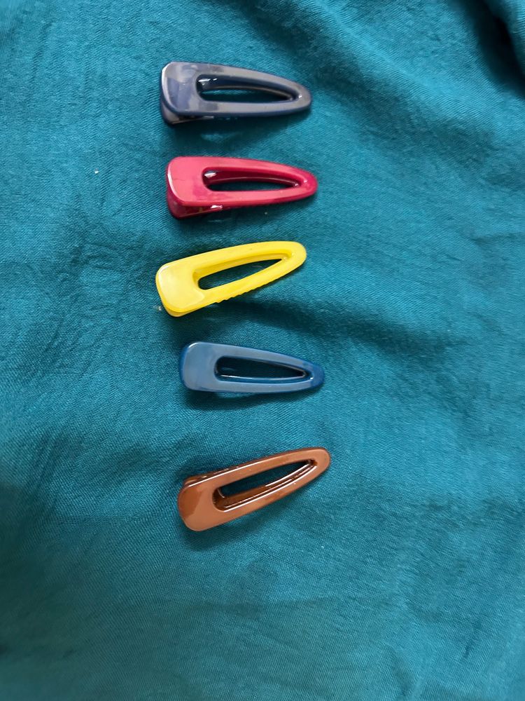 Small Crocodile Clips