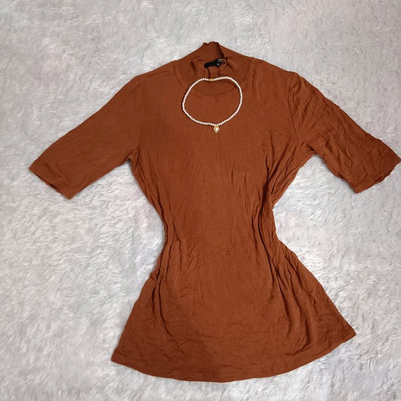 Basic Fitted Brown Color Tee