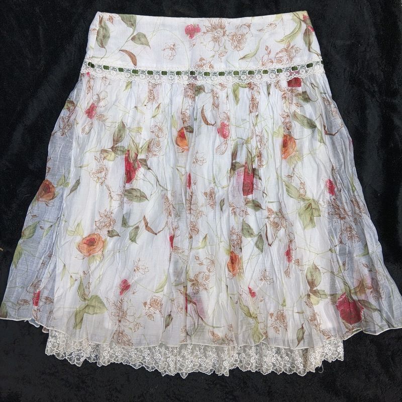 Flower Print Skirt With Net Design