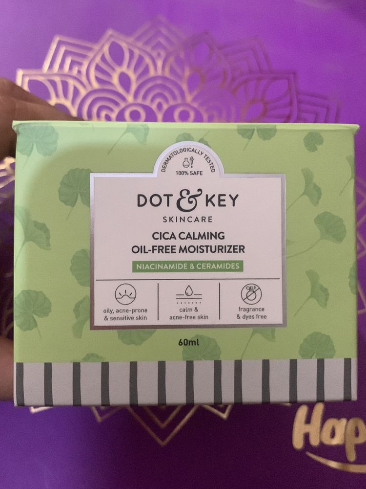 Dot & key CICA CALMING OIL FREE MOISTURIZER