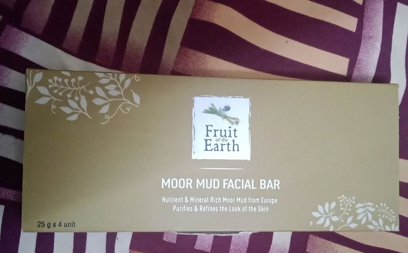 Moor Mud Facial Bar