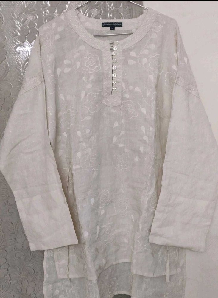 Women Embroidered Tunics