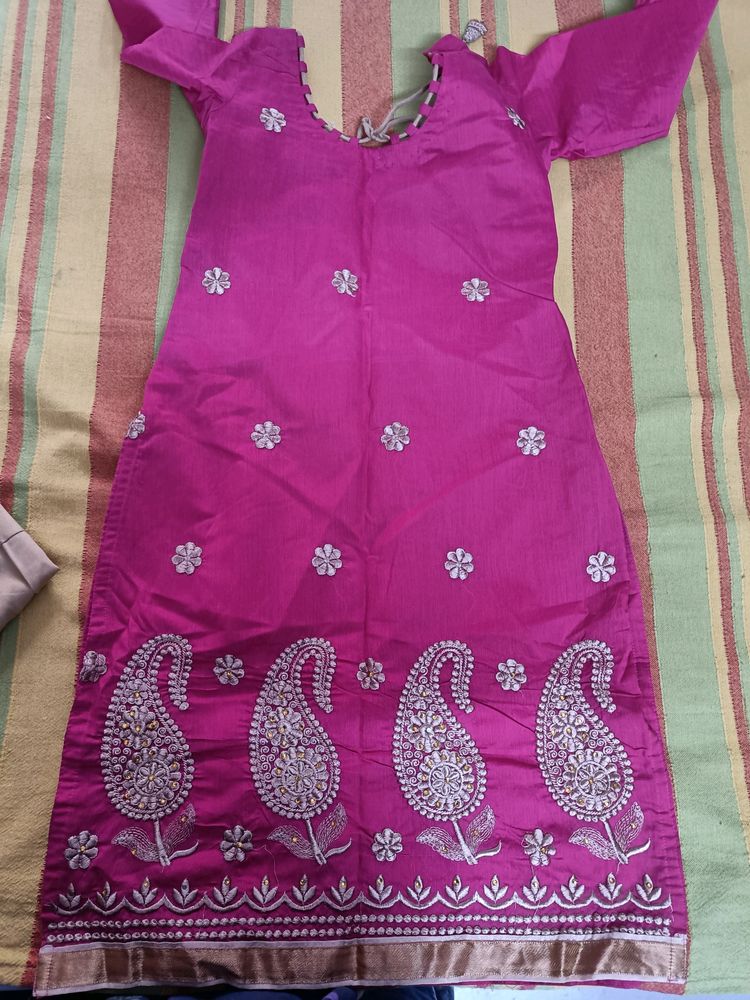 Pink Kurti N Bottom