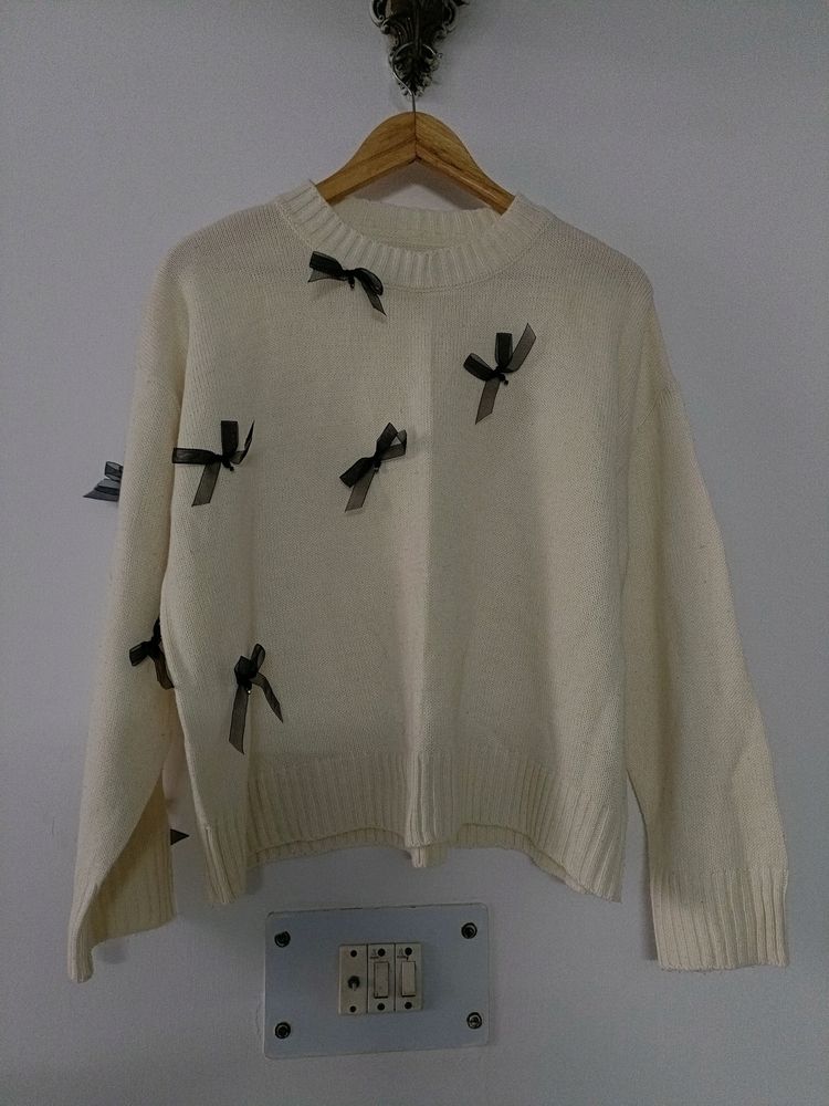 Cream KNIT Sweater With Bows