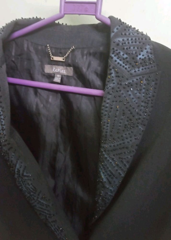 Blazer With Hand Embroidery