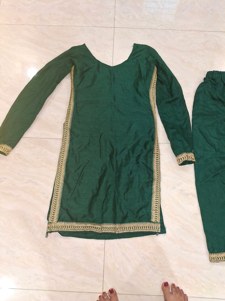 Beautiful Green Kurti Panit