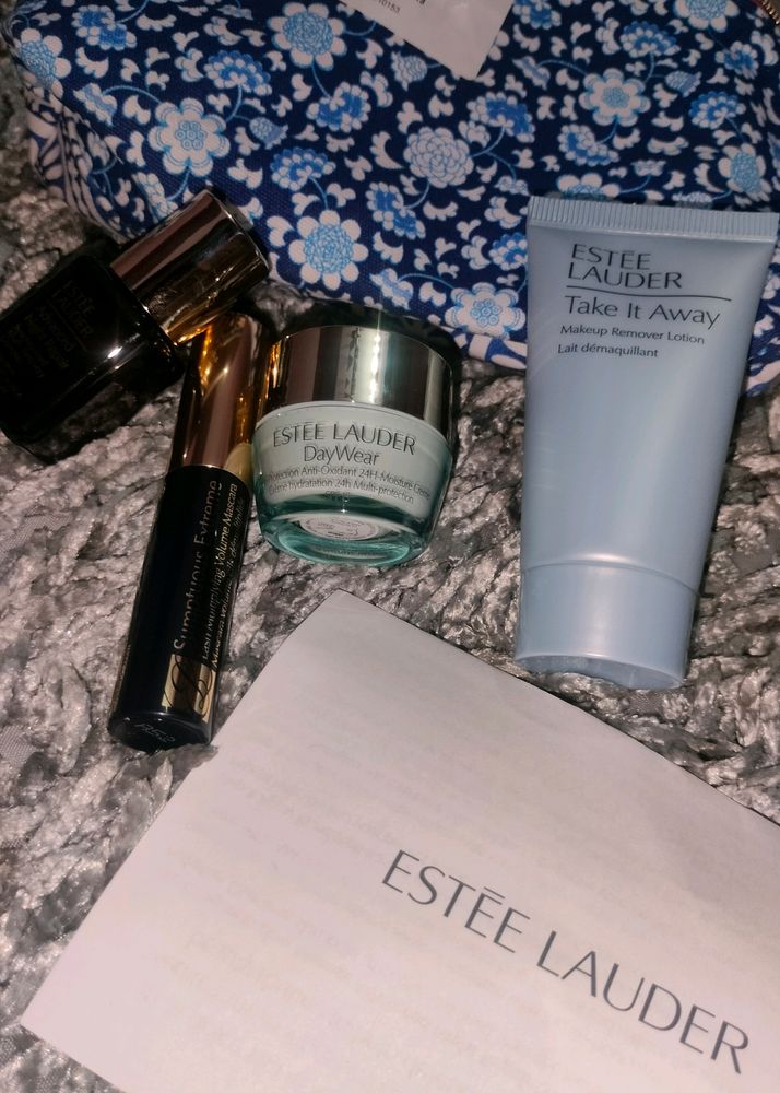 Estee Lauder Travel Pack