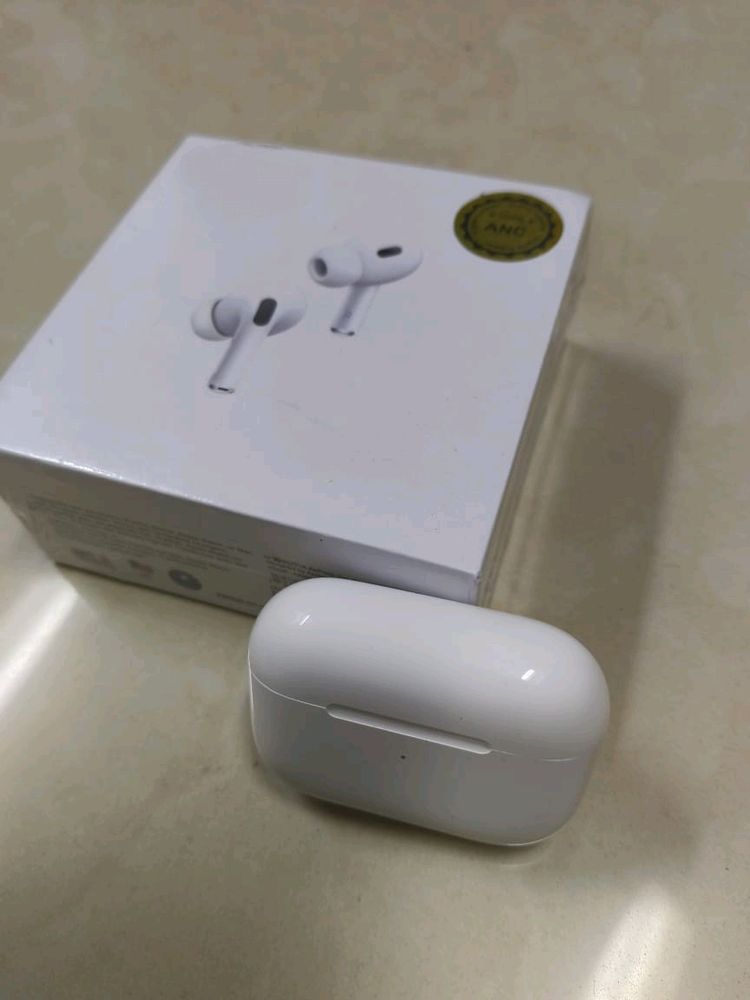 Airpods Pro2 (1st Copy)Lightning Port -White,Black