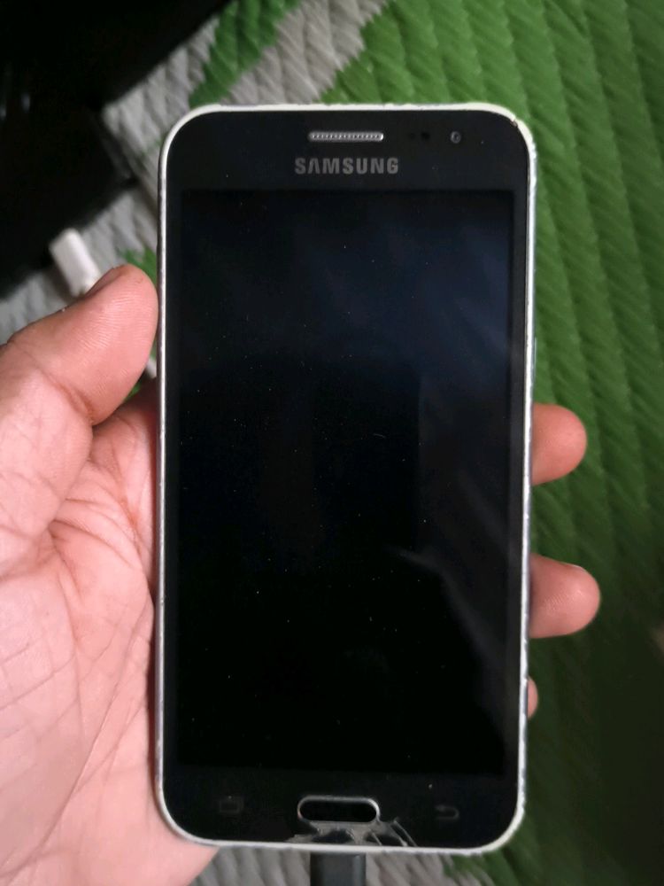 SAMSUNG J2