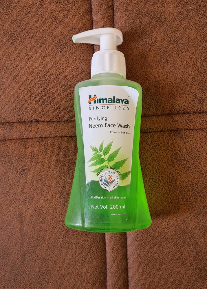 Himalaya Purifying Neem Face Wash, 200 Ml