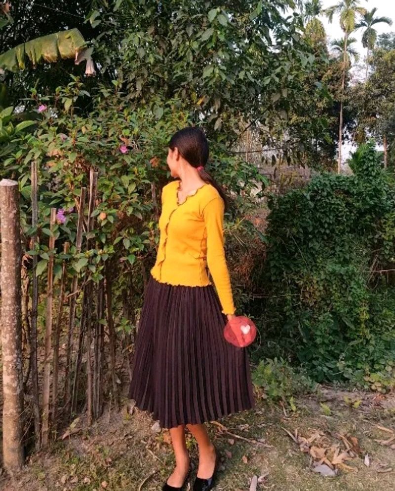 WOMEN WESTERN SKIRT!