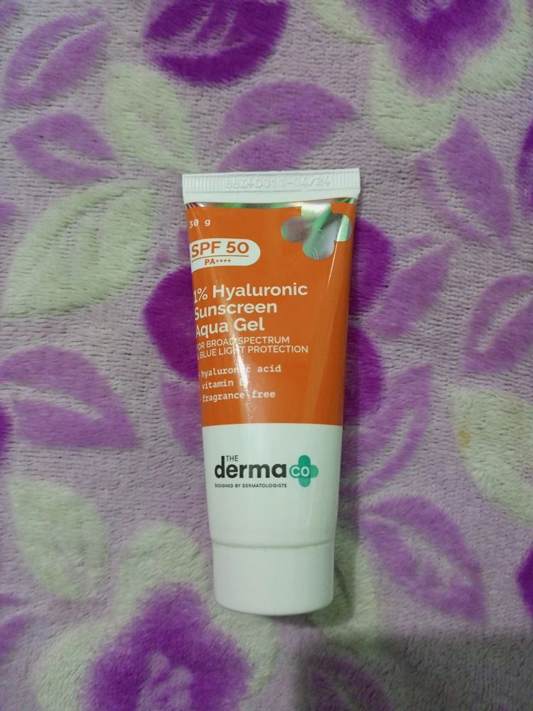 The Derma Co 2 % Hyaluronic Acid Sunscreen Aquagel