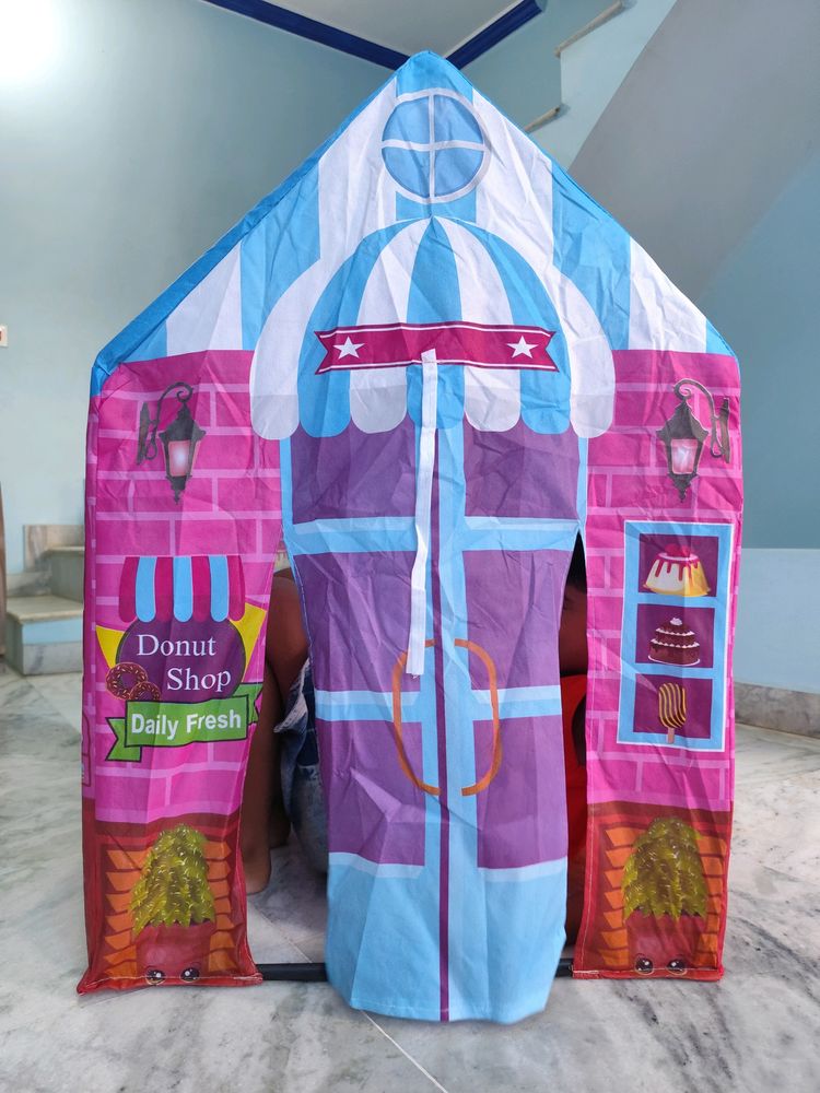 Brand New Kids Play Tent House..