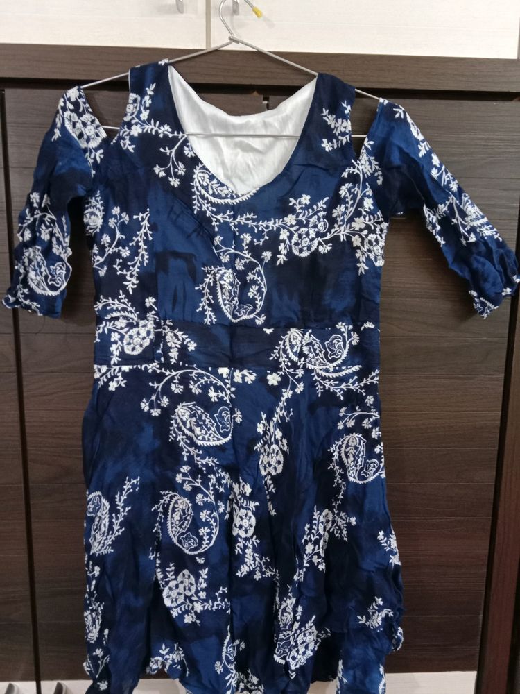 Cold-shoulder Sleeves Desi Print Navy Blue Kurti