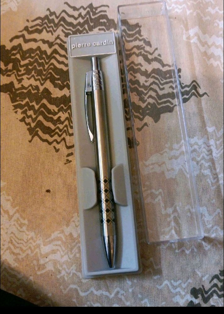 Pierre Cardin pen