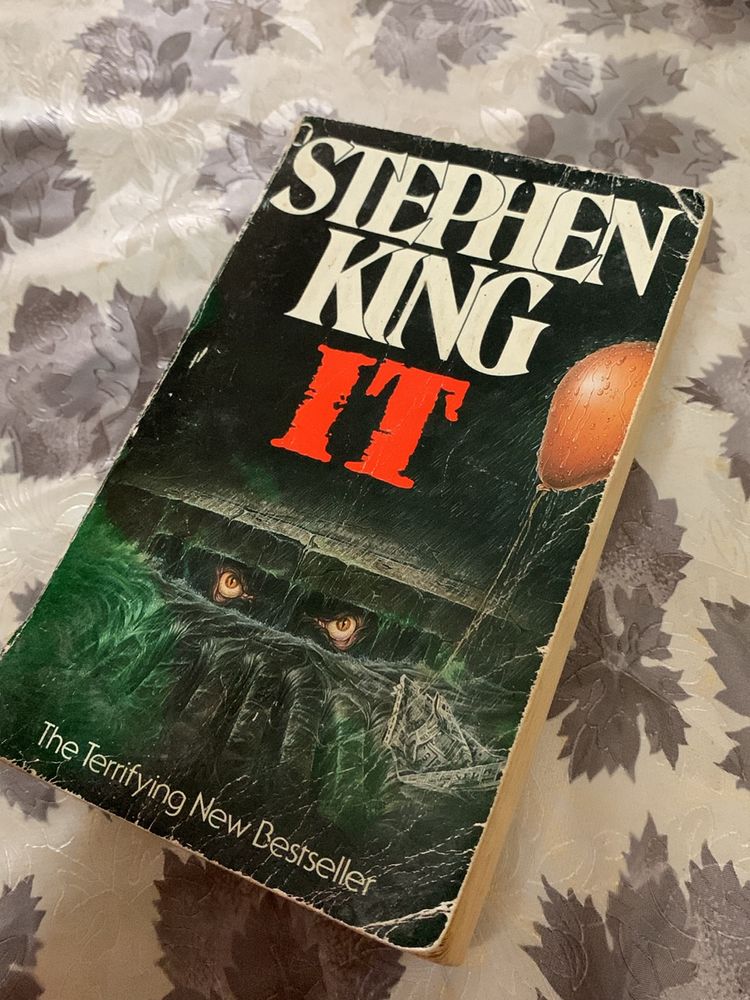 IT by stephen king