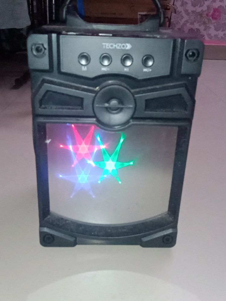 BLUETOOTH PARTY SPEAKER WIRELESS