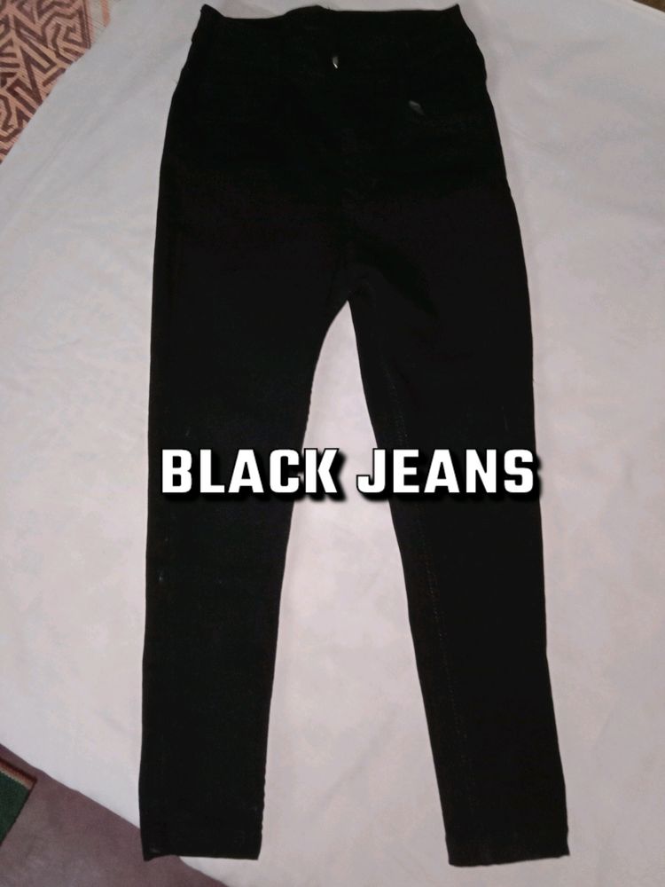 Black Skinny Jeans