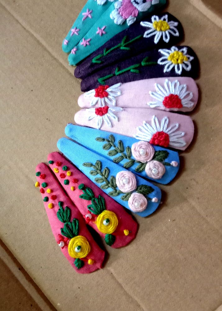 Embroidery Hair Clips