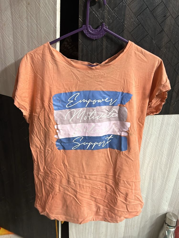 Women’s T-shirt