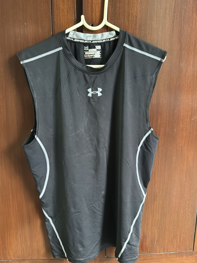 Under Armour Mens Compression Tshirt