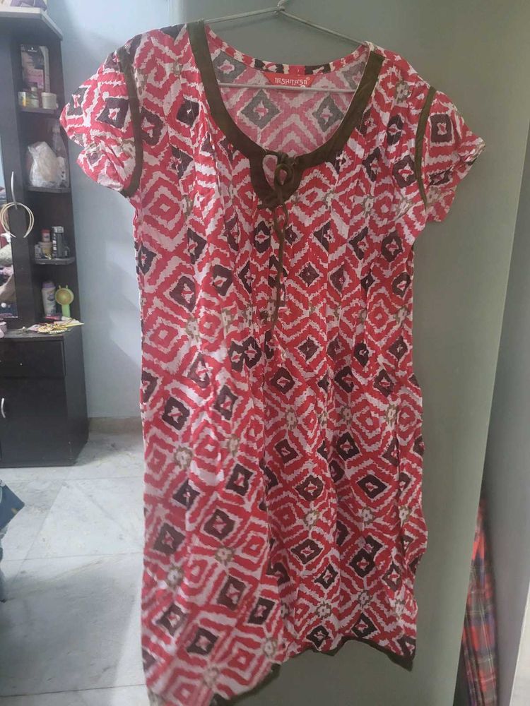 Knee Length Short Cotton Kurti For Daiky Wear