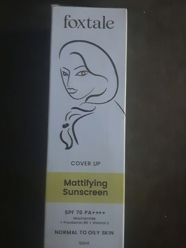 FOXTALE MATTYFYING SUNSCREEN with SPF 70+