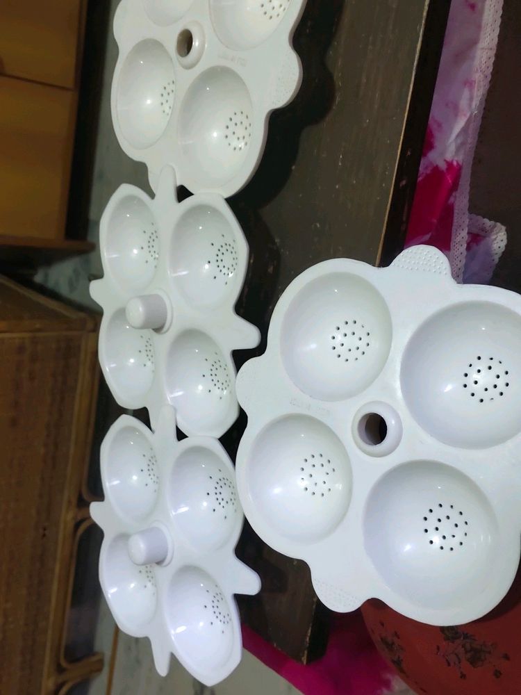 4 microwave Safe Idly Mould