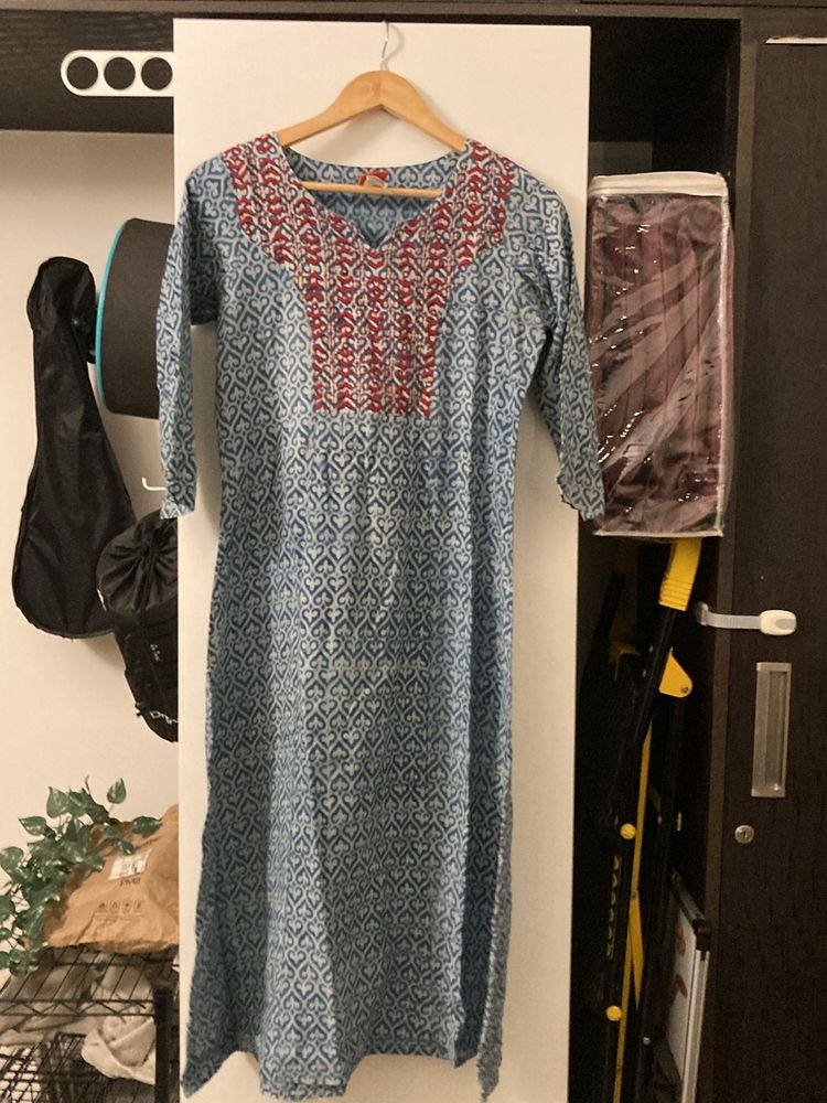 Soft Cotton Kurta With Embroidery