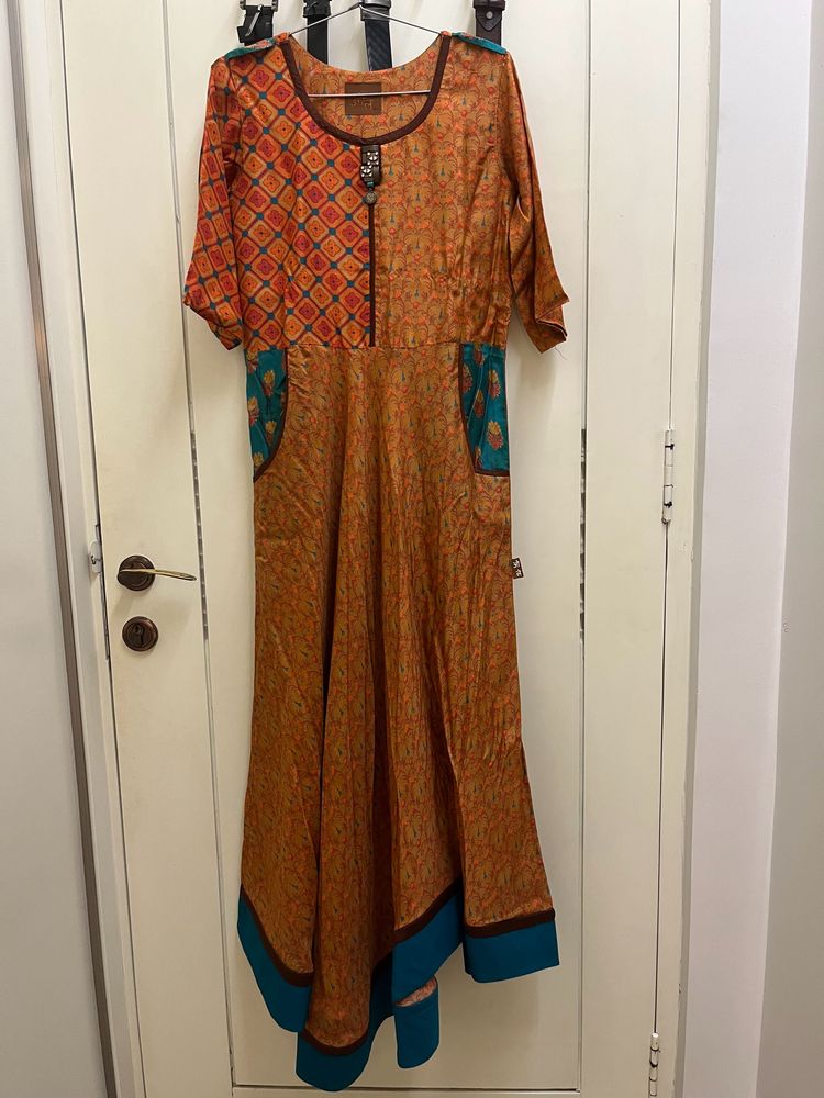 Indowestern/ Ethnic Gown