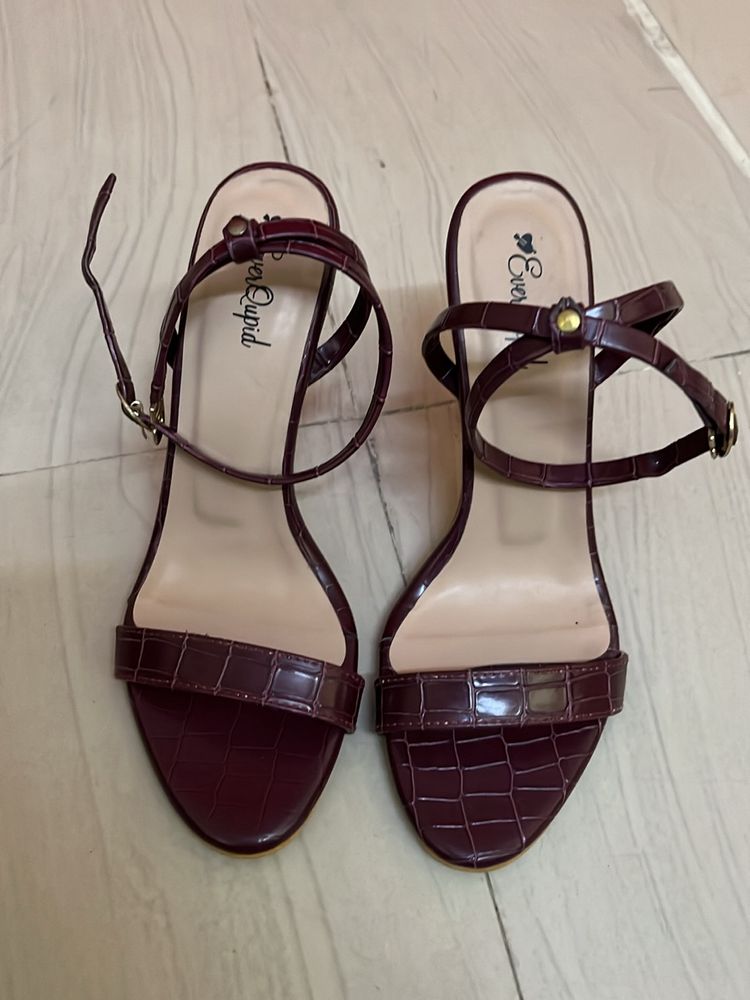 Maroon High Heels - 38 Size