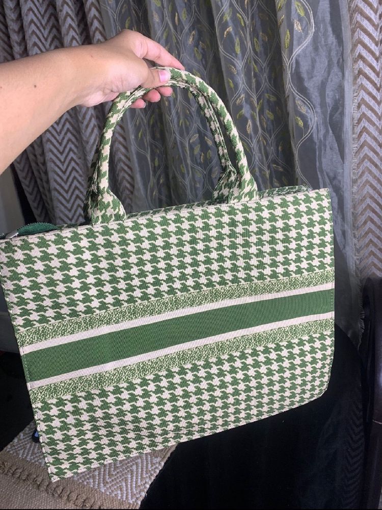 pretty Aesthetic tote bag 💚