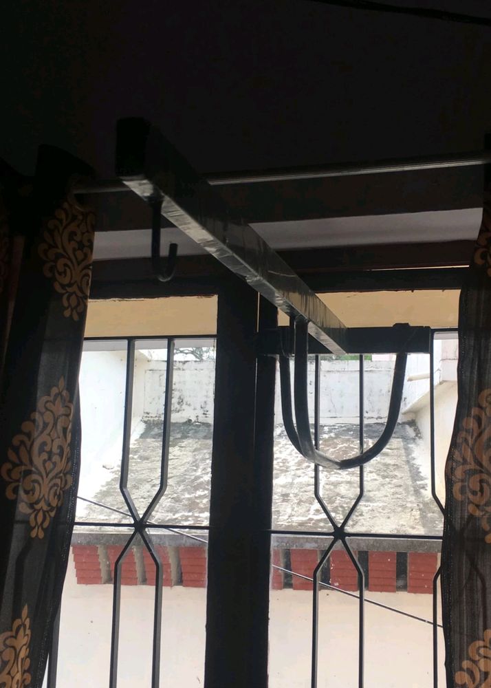 Metal Window Hanger For  Swing