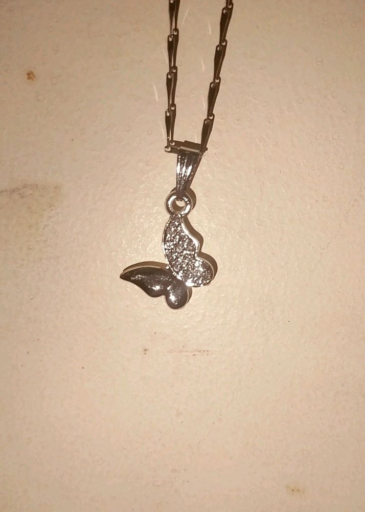 Silver Plated Butterfly Chain🦋