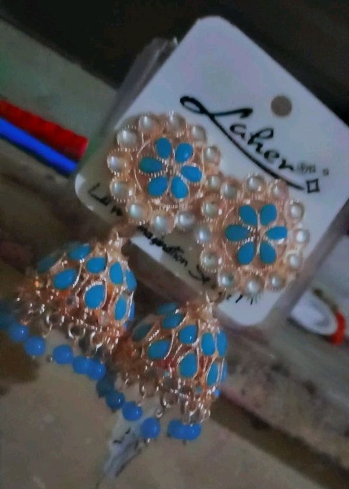 Earings/jhumka