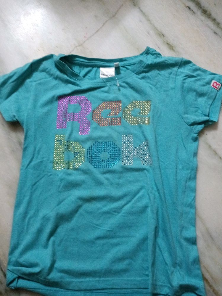 Rebook tshirt For Girls