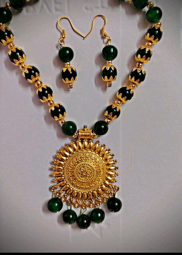 Necklace Set