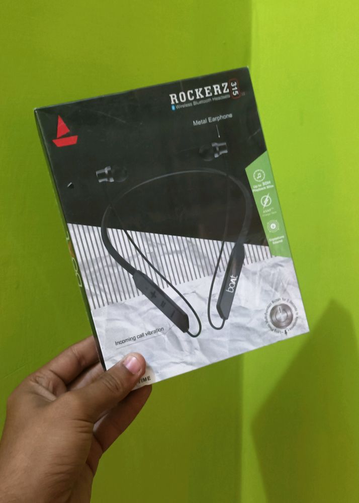 Loot Offer Rockerz 315 High Quality Neckband